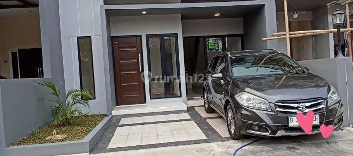 Rumah Mewah Baru Dalam Cluster Di Bambu Apus Jakarta Timur 1