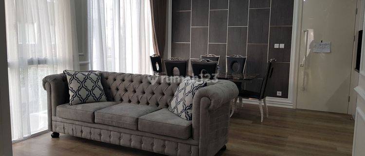 Dijual Rainbow Springs Condovilla 4BR 1