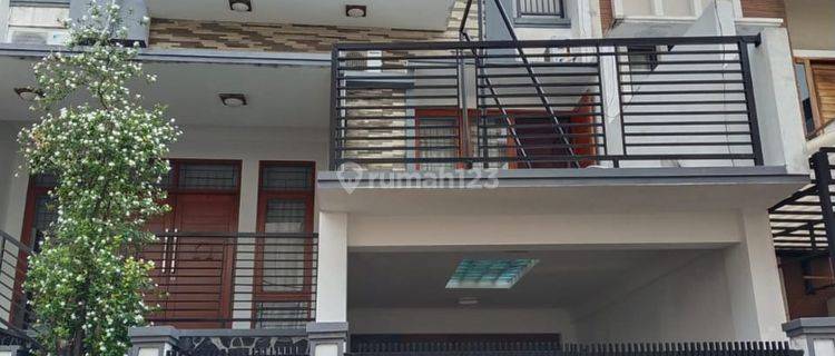 Dijual Rumah Full Furnished Lux 4 Lantai Di Palmerah 1