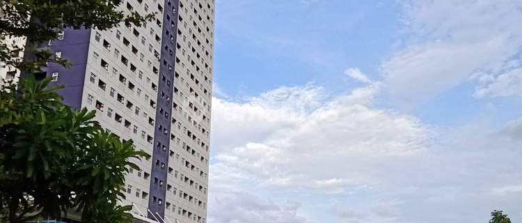 For Sale Ready-to-Occupy Fully Furnished Apartment Green Pramuka City 1