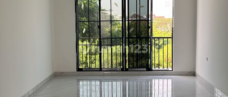 Rumah Brnd Nw Dii taman Ratu , Siap pakai, bagus, shm 1