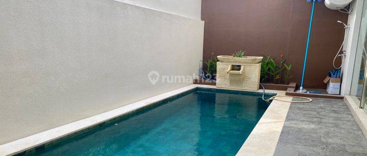 Villa Modern 2 Lantai Dekat Ke Pantai Lingkungan Cluster Mewah 1