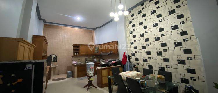 Rumah 3 1/2 Lt Strategis di Pekapuran, Tambora. Walking Distance Ke Jln Raya Moh Mansyur 1