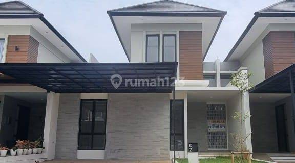 Rumah Bagus 2 Lantai Di Hilago Bsb City Siap Pakai View Danau 1