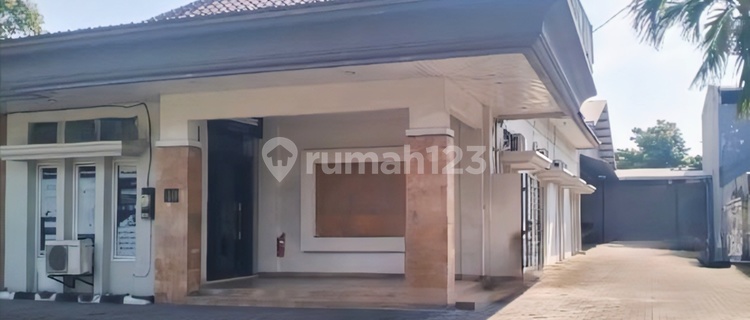 Gedung Komersial di Majapahit, Siap Pakai, Jalan Raya, Strategis 1