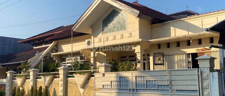 Rumah 1.5 Lt di jl. Pleburan, bagus, siap pakai, semi furnished 1