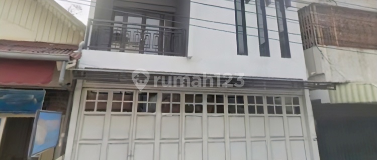 2.5-Story Shop House in the City Center, Move-In Ready, Suitable for Office Use 1