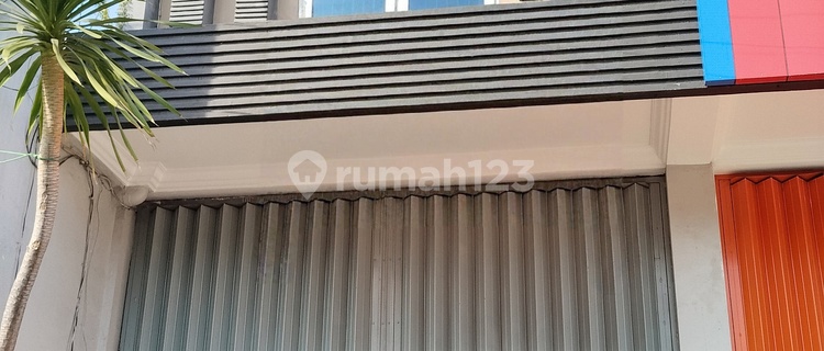 Ruko 2 Lantai Di Pedurungan, Siap Pakai, Jalan Raya Strategis 1