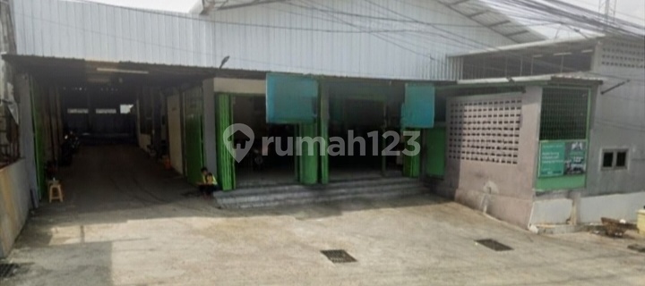 Business Space in Kedungmundu, Strategically Located on a Busy Main Road 1