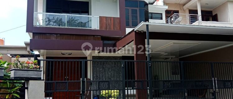Beautiful House In Bukit Indah Regency, Banyumanik, Nicely Furnished 1