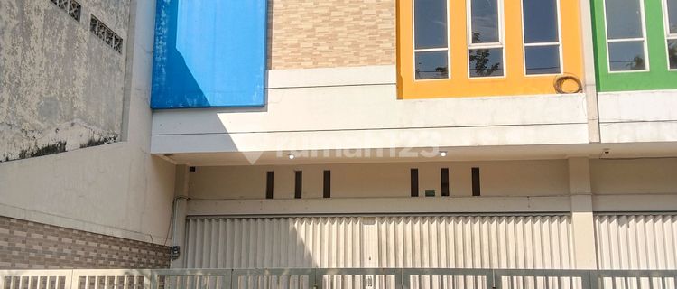 Ruko Lebar Di Tengah Kota, Siap Pakai, Ada 2 Unit 1