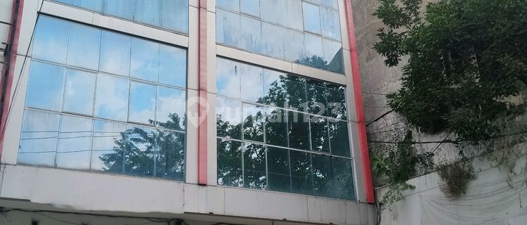 3-Story Shop House on Jl. Sriwijaya, Main Road, Busy and Strategic Location 1