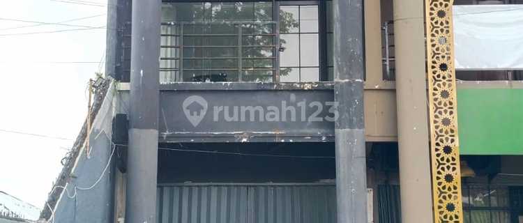 Office Area Ruko West Semarang, Strategic Main Road 1