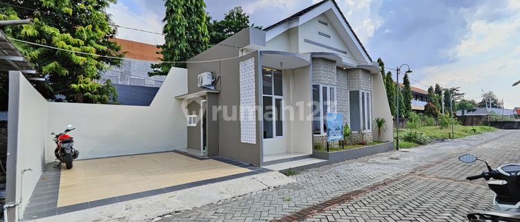 Rumah Siap Huni Bebas Banjit Dekat Pusat Kota Semarang 1