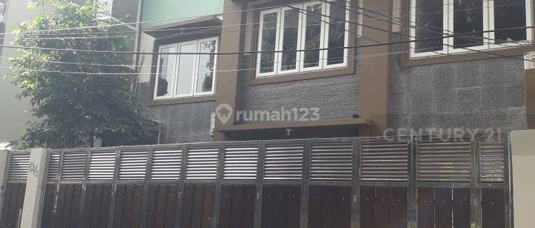 Rumah Untuk Hunian Atau Kost Hanya 750m Dari Menara BNI  1