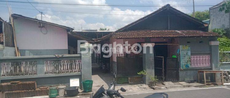 SERENGAN, SURAKARTA, KOST-KOSTAN AKTIF 10 KAMAR,  DEKAT KAMPUS, 4 MENIT KE SOLO BARU, LOKASI STRATEGIS, AKSES KE JALAN RAYA DEKAT 1