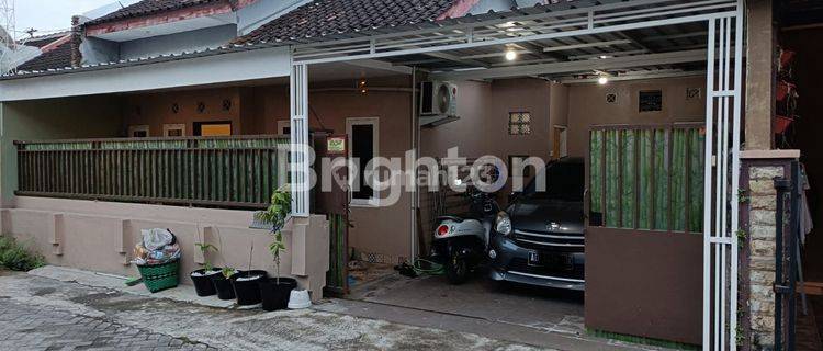 GENTAN,SUKOHARJO, RUMAH MENARIK 50 METER  KE JL MANGESTI RAYA, LOKASI NYAMAN, AKSES JALAN 2 MOBIL, AREA DI PERUMAHAN 1