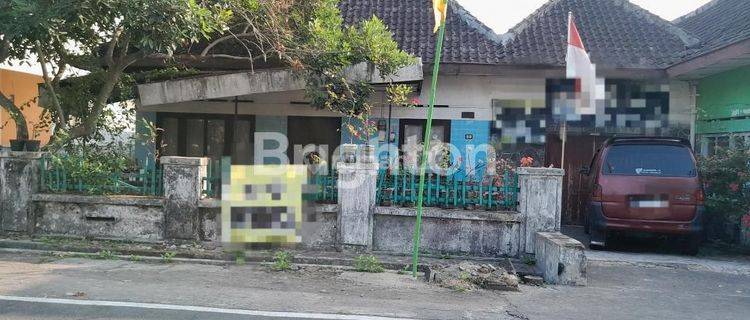 PAJANG,LAWEYAN, SURAKARTA, TANAH BONUS RUMAH, AKSES KE JALAN UTAMA DEKAT, LOKASI PADAT PENDUDUK, LINGKUNGAN NYAMAN DAN TENANG 1