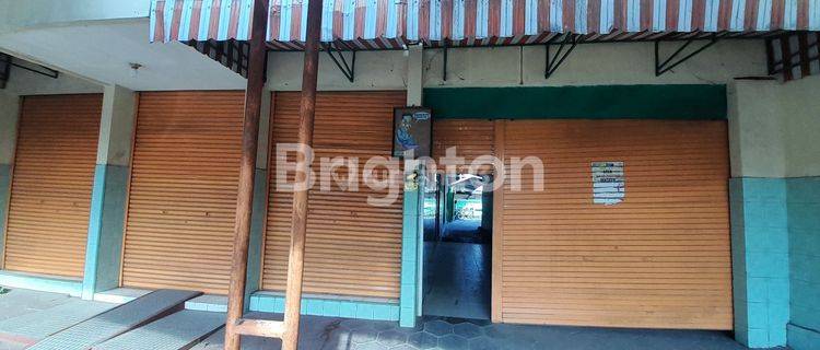 SOLO, LAWEYAN,SHOWROOM/RUKO DI TENGAH KOTA, PINGGIR JALAN, AKSES JALAN 2 ARAH 1