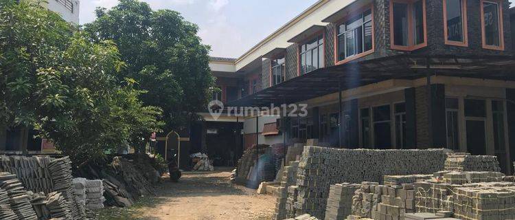 Ruang Usaha Lokasi Strategis Pinggir Jalan Raya @Graha Raya 1