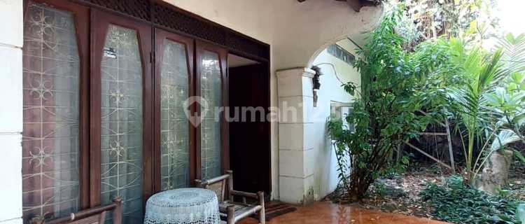 Nice House for Business Semi Furnished SHM Bintaro Permai Pesanggrahan, South Jakarta 1