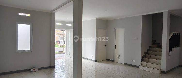 Rumah Luas Semi Furnished Tatar Jingganagara Kota Baru Parahyangan 1