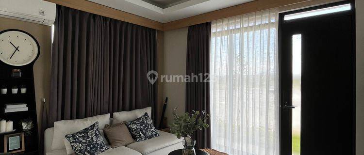 Rumah Baru Modern Tropical Tatar Tarubhawana Kota Baru Parahyangan 1