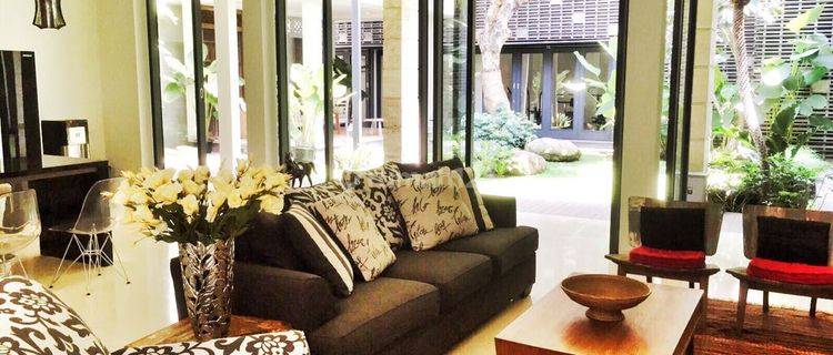 Rumah Luxury Siap Huni di Mainroad Riau Bandung 1