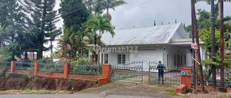 DIJUAL VILLA DI PINGGIR JALAN BESAR TAWANGMANGU 1