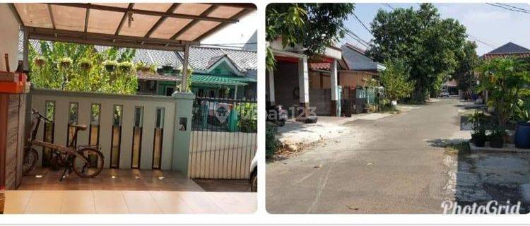 Lingkungan tenang ,dekat dengan pasar modern muci,pasar bayem 1