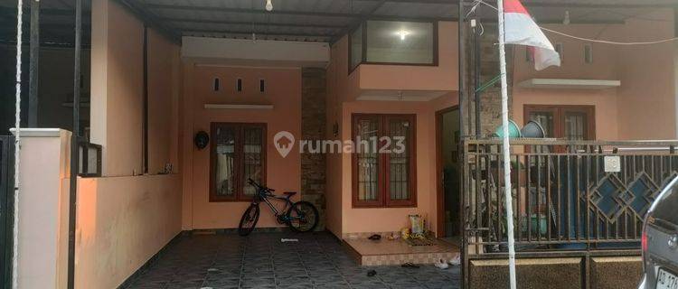 Rumah Bagus Siap Huni Karanganyar Kota Strategis  1