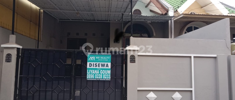 Disewakan Rumah Duta Garden Cluster Beverly SHM 1