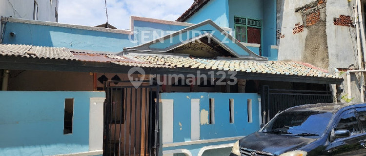 Business Suitable House In Pegangsaan, Kelapa Gading 1