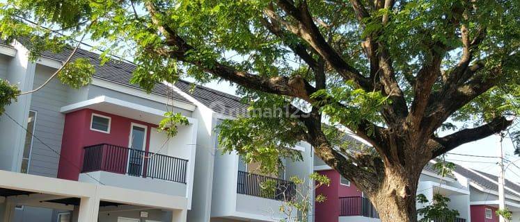 TURUN HARGA Rumah 2 Lantai Di Grand Taruma, Karawang 1