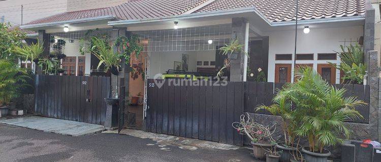 Rumah 2 Lantai SHM Bagus kebayoran lama 1