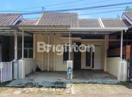 Rumah murah dekat UMM row jalan 3 mobil One Gate di Kota Malang 1