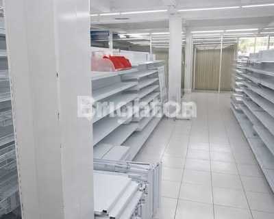 8-Meter Wide Shophouse on Raya Tlogomas Near Malang State University 1