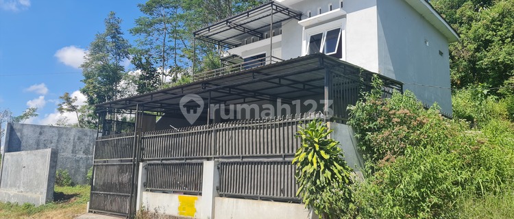 Rumah Mewah 2 Lantai Siap Huni daerah Sumowono (BRY) 1