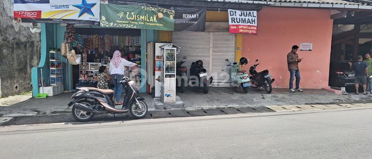 Kos Rumah Toko di Pleburan jalan besar 1