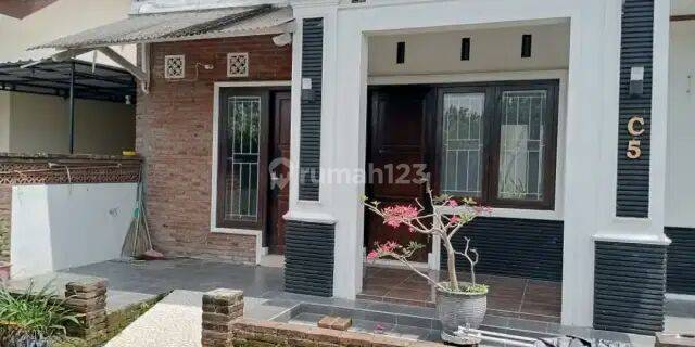 Dijual Rumah Terawat Dan Bagus Di Perum Nogotirto 1