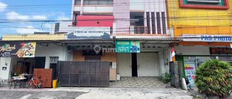 Ruko 3 Lantai Cocok Untuk Usaha di Gejayan Yogyakarta  1