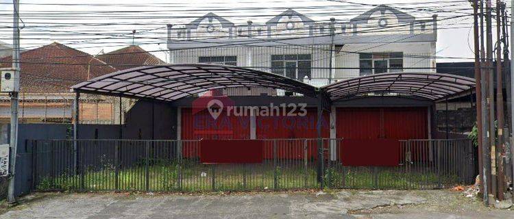 Ruko 2 lantai, lokasi Poros jalan besar cocok untuk Showroom, Blimbing 1