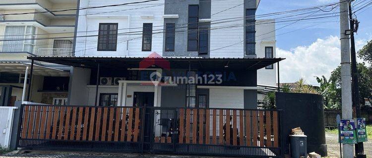 Dijual Rumah Baru Akses Kota Batu & Malang Semi Furnished 1