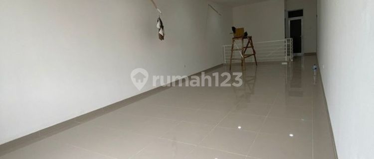 Business Space in Ciangsana Bogor 1