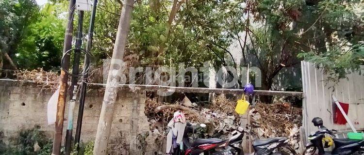 TANAH LUAS 300 METER DI JALAN PILAR KEDOYA SELATAN JAKARTA BARAT 1