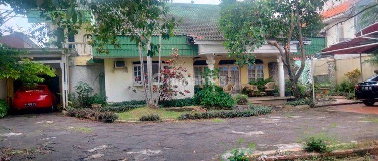 Rumah Asri Dan Nyaman di Kawasan Pemukiman Kalibata Jakarta Selatan Jual Hitung Tanah Saja. 1