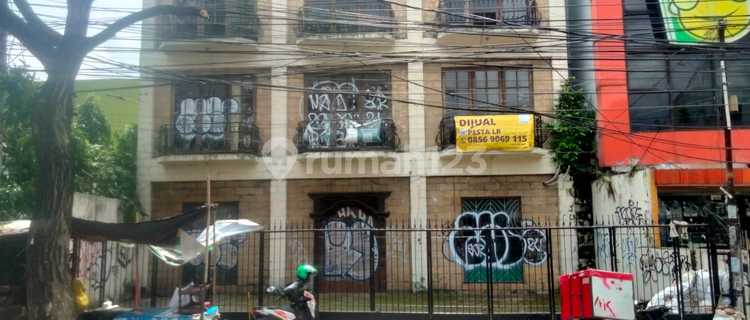 Gedung Kantor 3 Lantai Disewakan di Jl. Raya Ciputat Tangerang Selatan 1