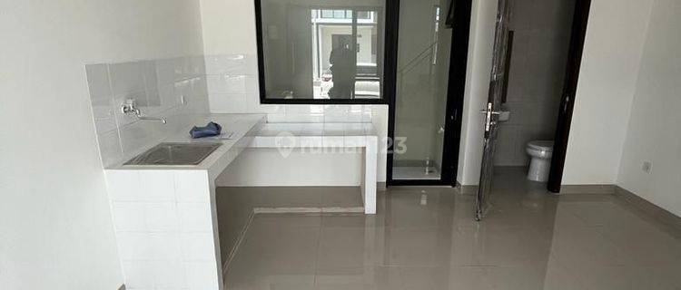 Disewa Murah Rumah 2 Lantai Pik2 Milenial Ukuran 4.5x10 1