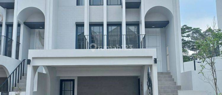 Rumah Cantik Modern di Greenwich, Cluster Aether BSD City 1