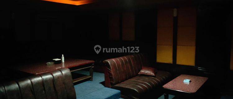 Ruko Bagus SHM Tempat karaoke masih beroperasional dan Strategis 1